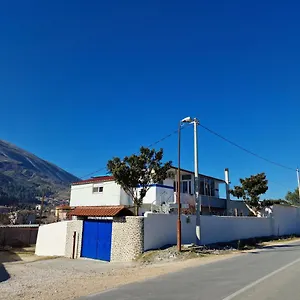 Guest house Krishen, Permet