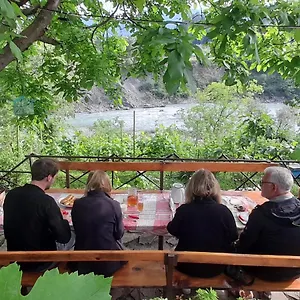Homestay Honey-house “kastrioti”, Permet