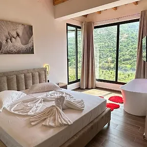Hotel Nemercka & Outdoor Sports Center, Permet